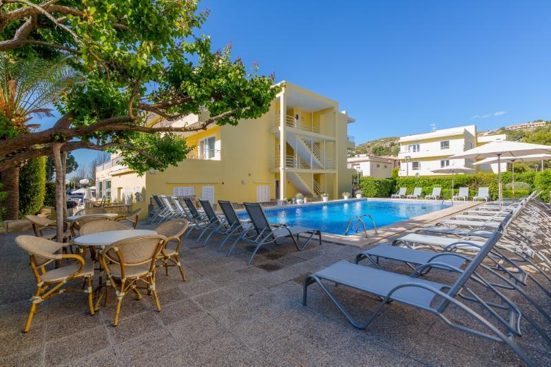 Panorama Hotel Port de Pollenca Exterior photo
